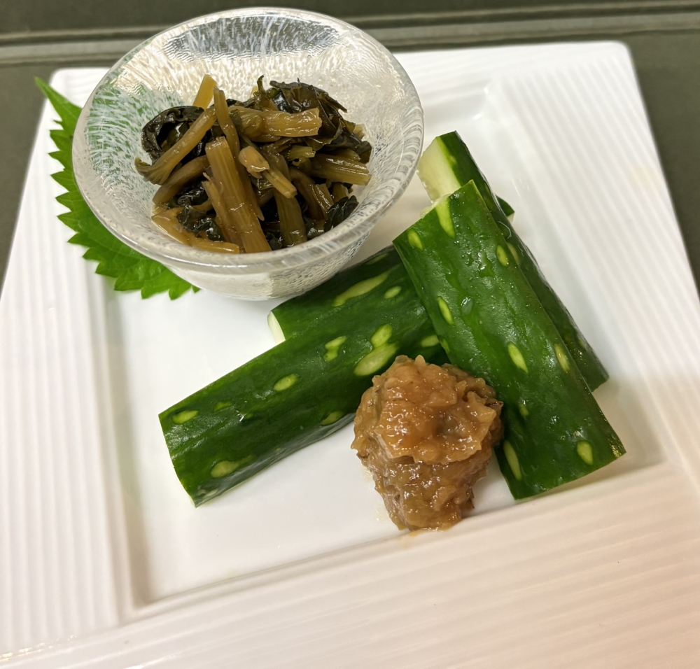 葉わさびとわさび味噌きゅうり